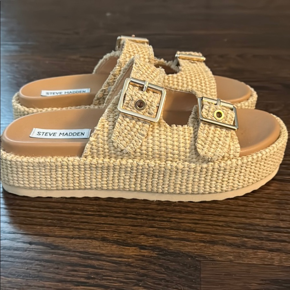 Steven Madden sandals